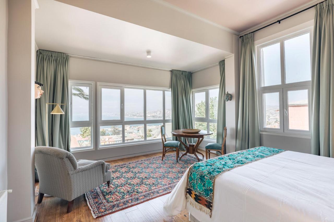 Casablu Hotel